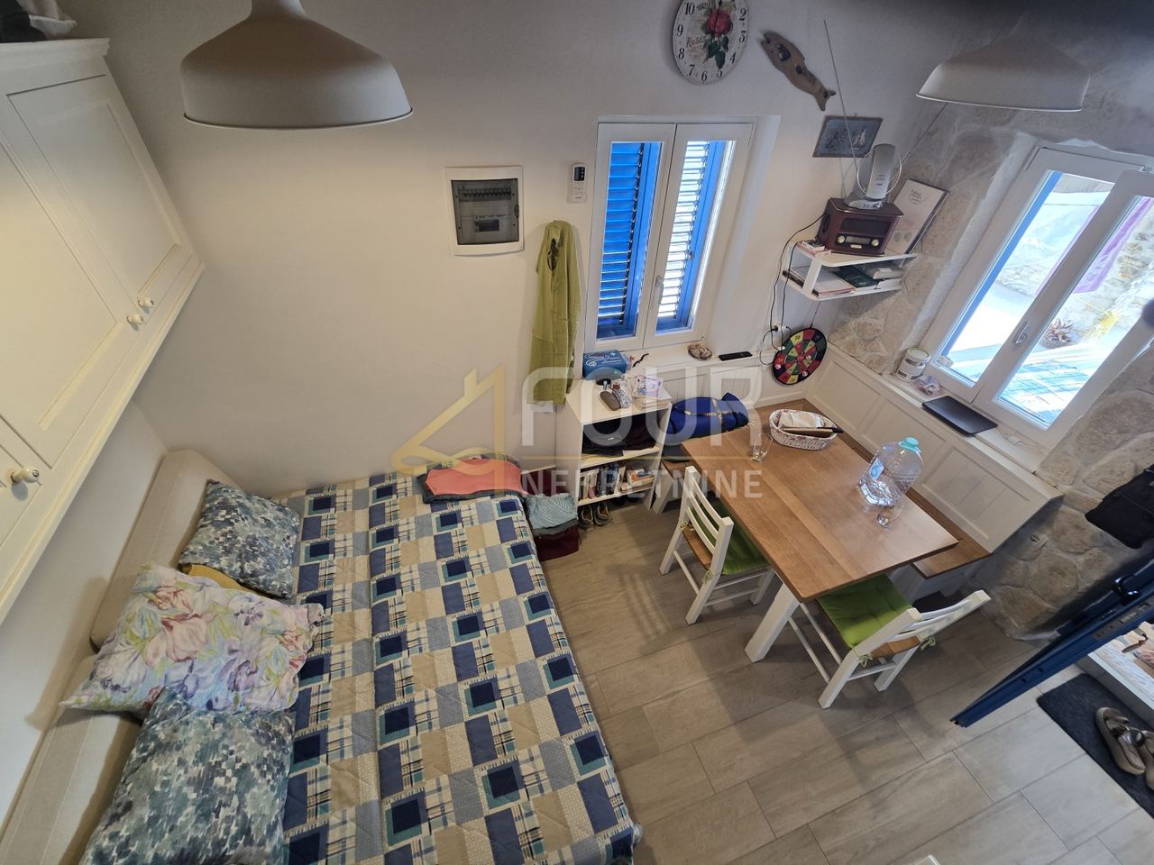 Kuća u Cresu, 18m², 1 soba, slika 4