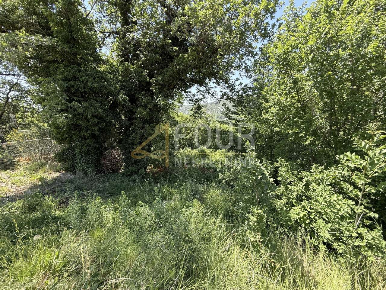 Grundstück u Vinodolskoj općini, 1535m²