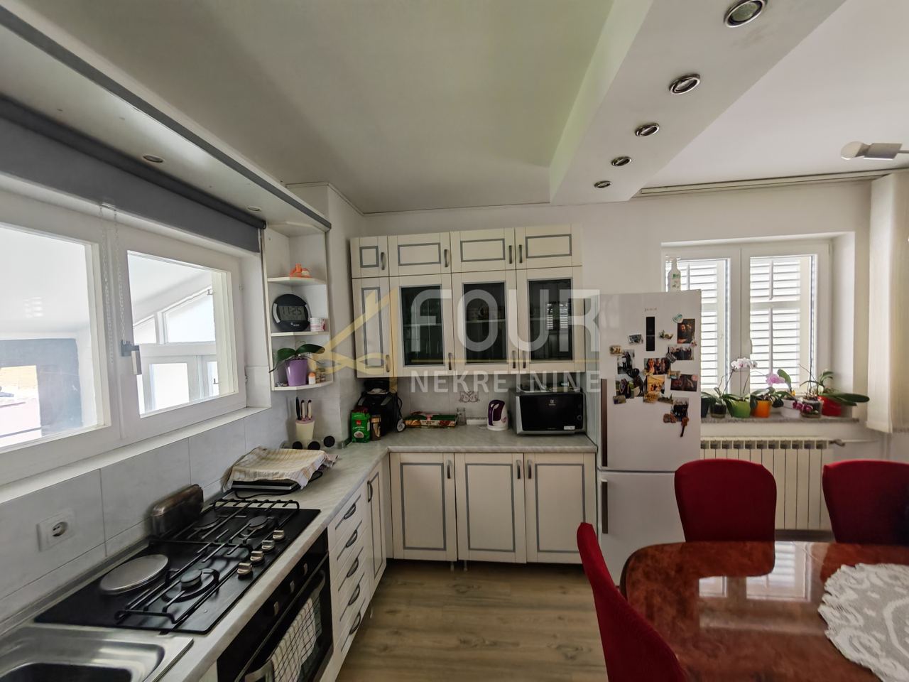 Stan u Puli, 134m², 3 sobe, slika 5