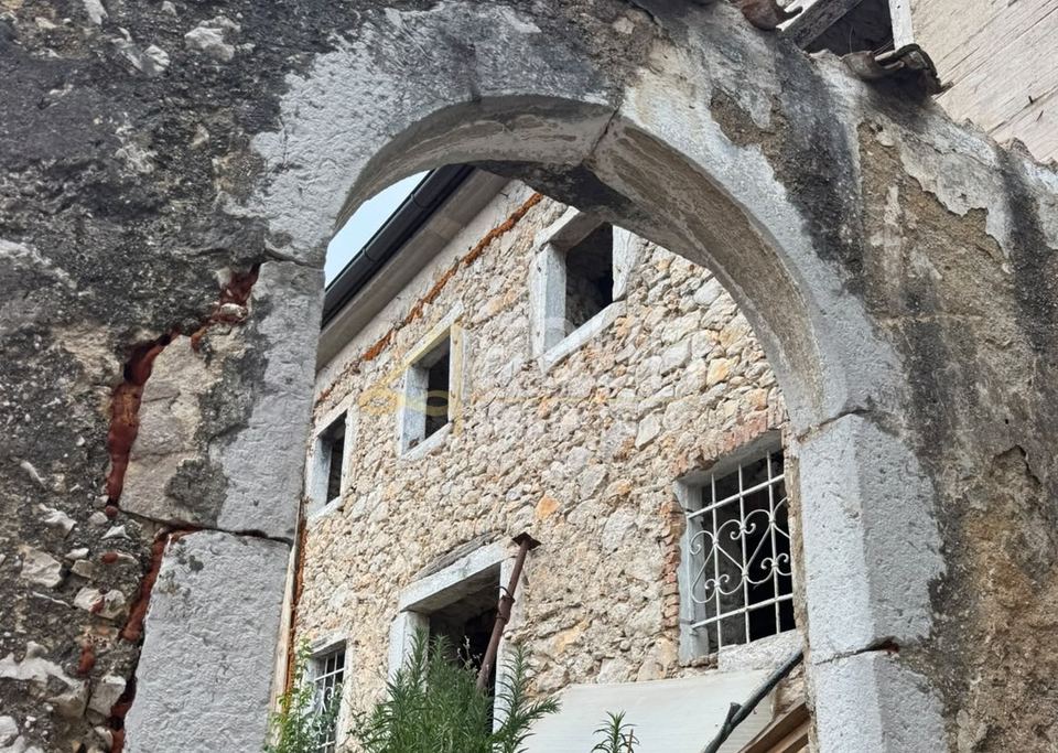 House u Kostreni, 116m², 2 sobe