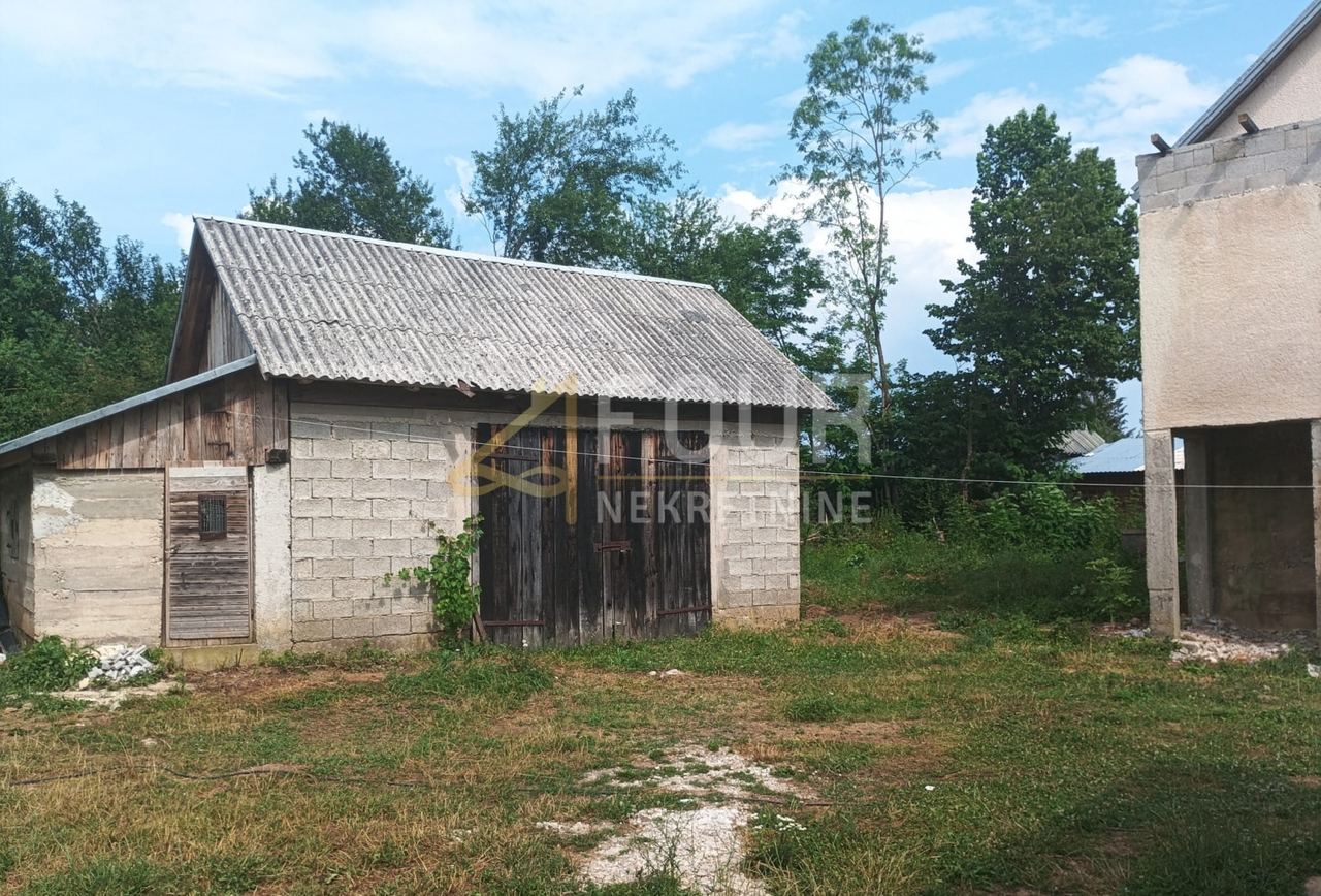 Haus u Gospiću, 307m², 4 sobe, slika 4