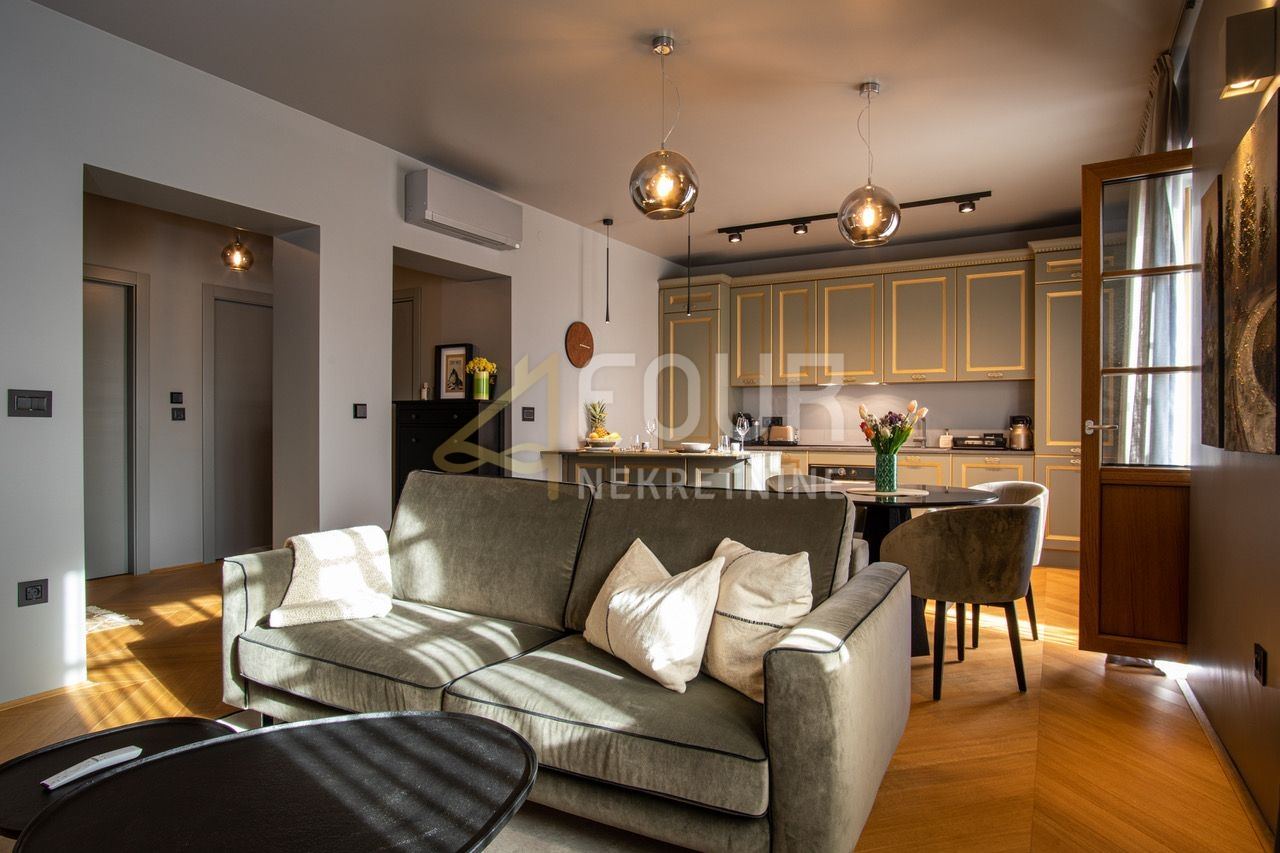 Apartment u Rijeci, 63.28m², 2 sobe