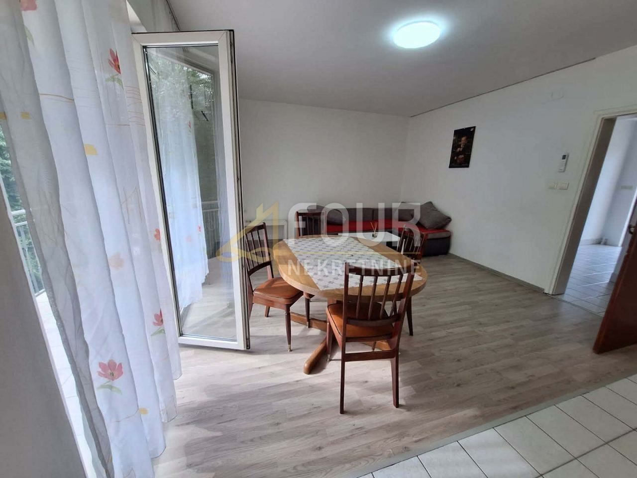 Stan u Matuljiu, 64m², 2 sobe, slika 2
