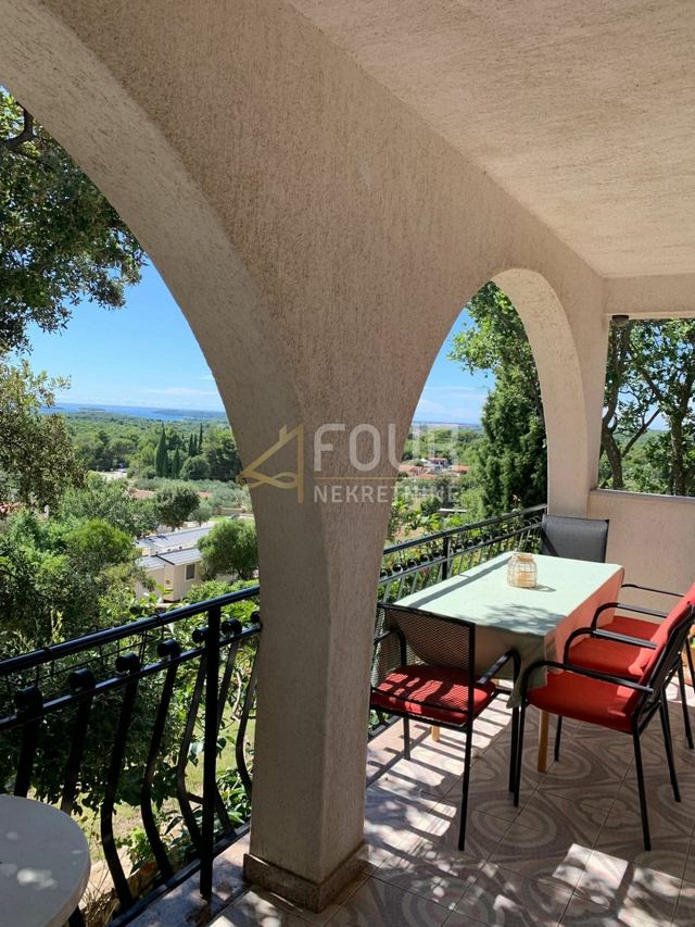 Haus u Rovinju, 109m², 3 sobe, slika 3