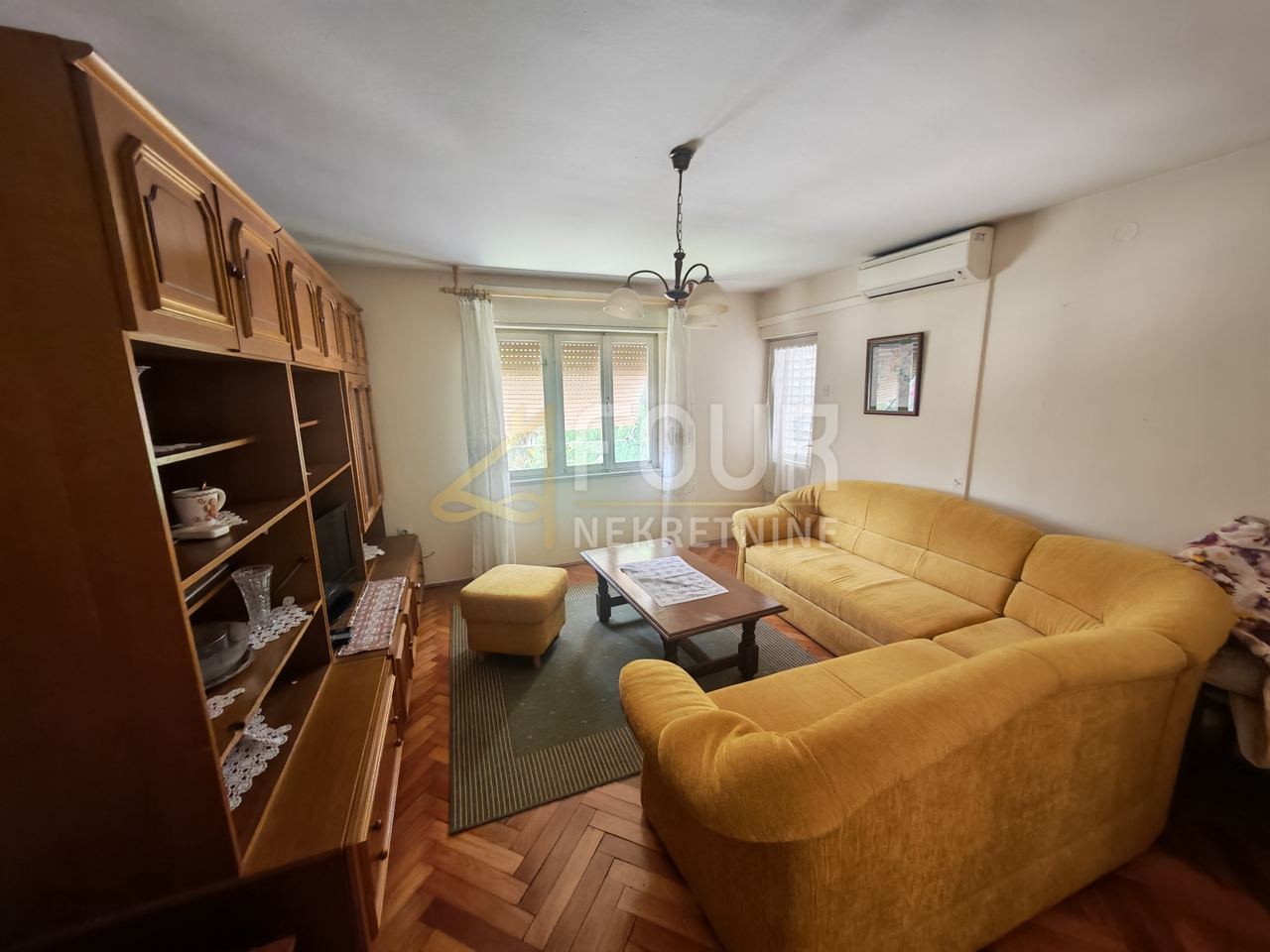 Apartment u Rovinju, 66.56m², 2 sobe