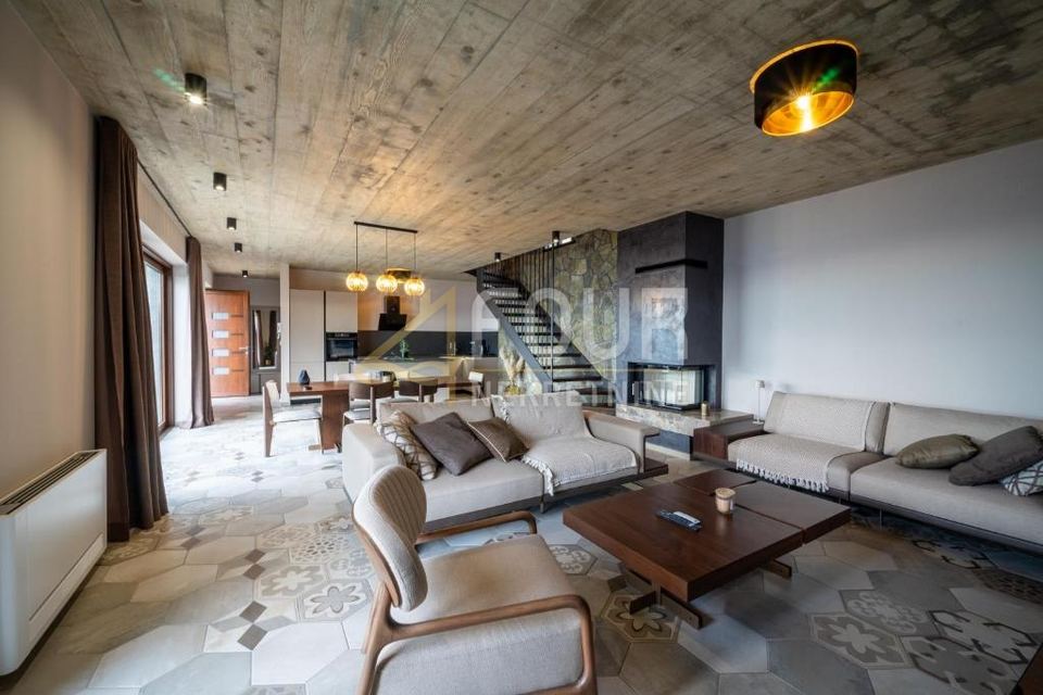 House u Opatiji, 250m², 3 sobe, slika 3
