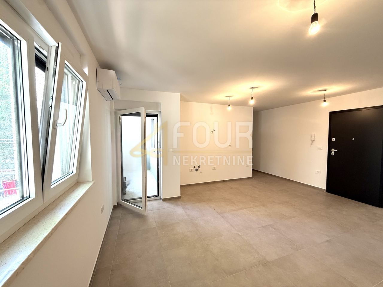 Apartment u Puli, 55m², 2 sobe, slika 2