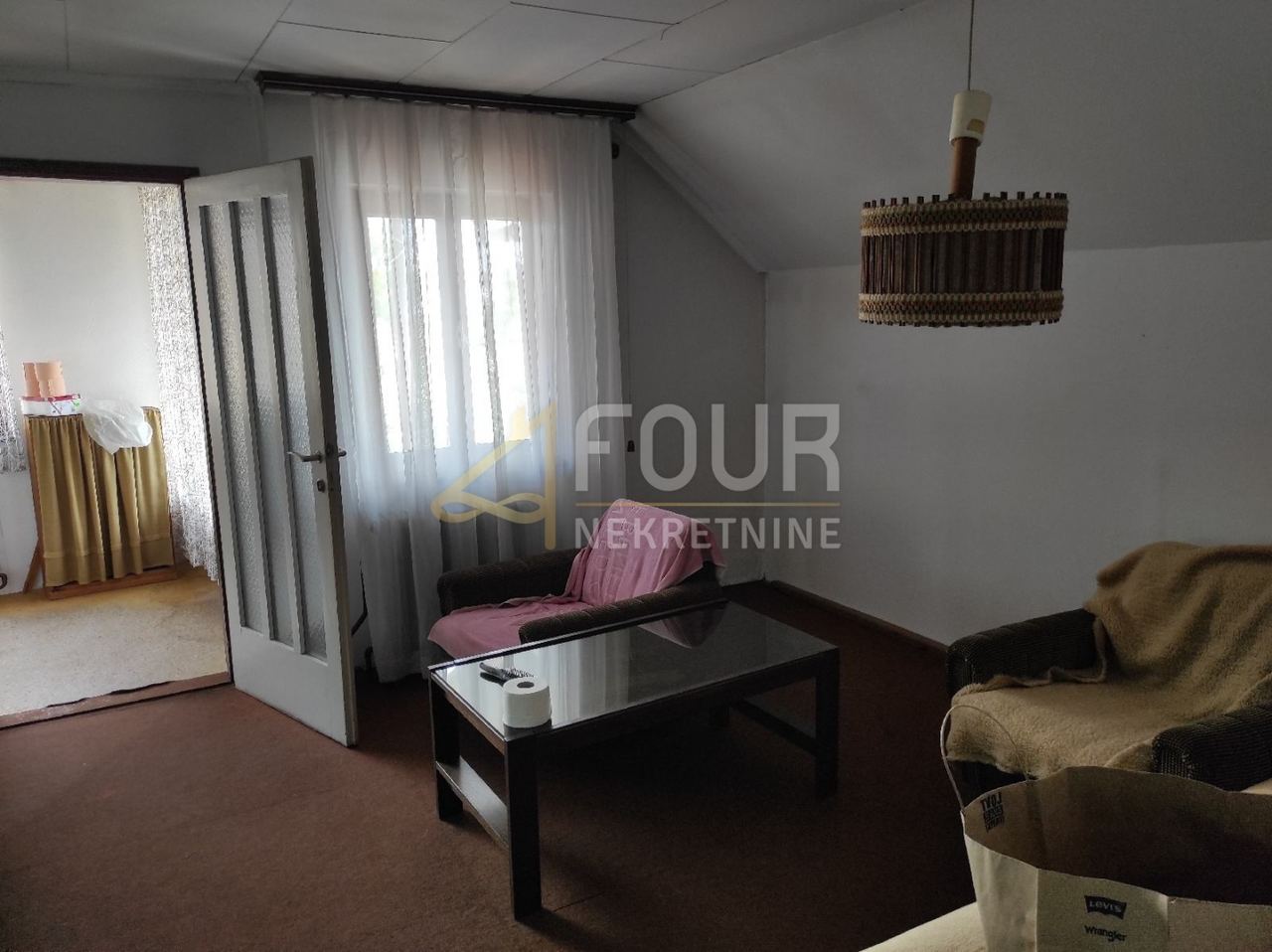 Kuća u Ogulinu, 140m², 3 sobe, slika 2