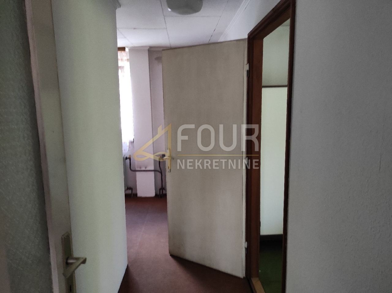 Kuća u Ogulinu, 140m², 3 sobe, slika 5