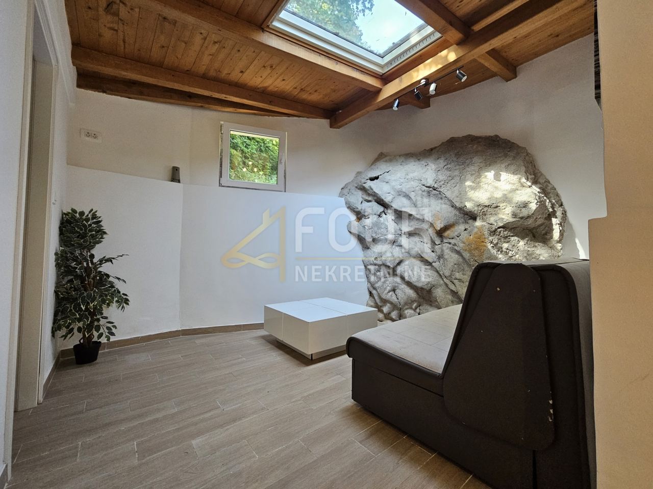 Haus u Opatiji, 46m², 1 soba, slika 5
