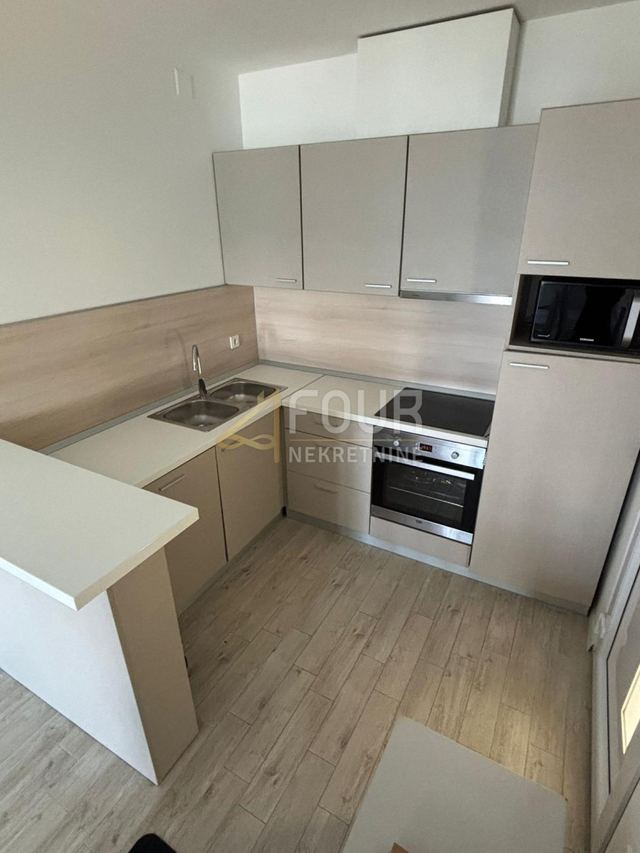 House u Rabu, 420m², 12 soba, slika 5