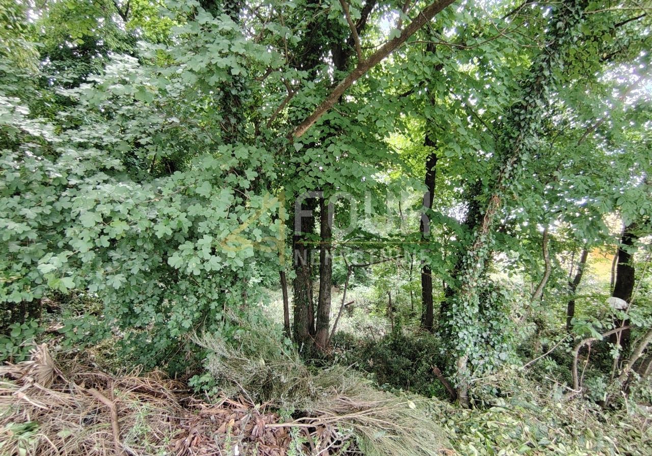 Grundstück u Matuljiu, 1334m²