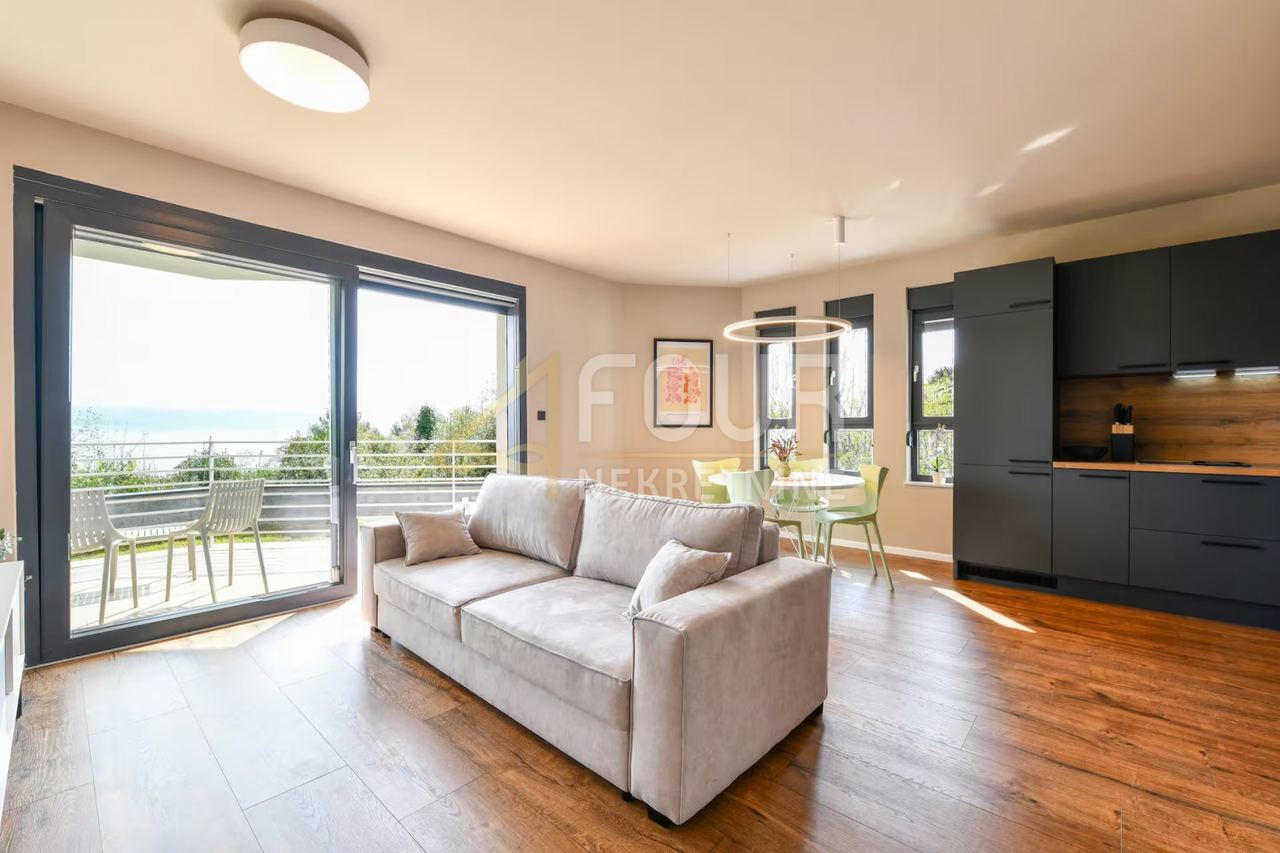 Stan u Opatiji, 65.57m², 1 soba, slika 2
