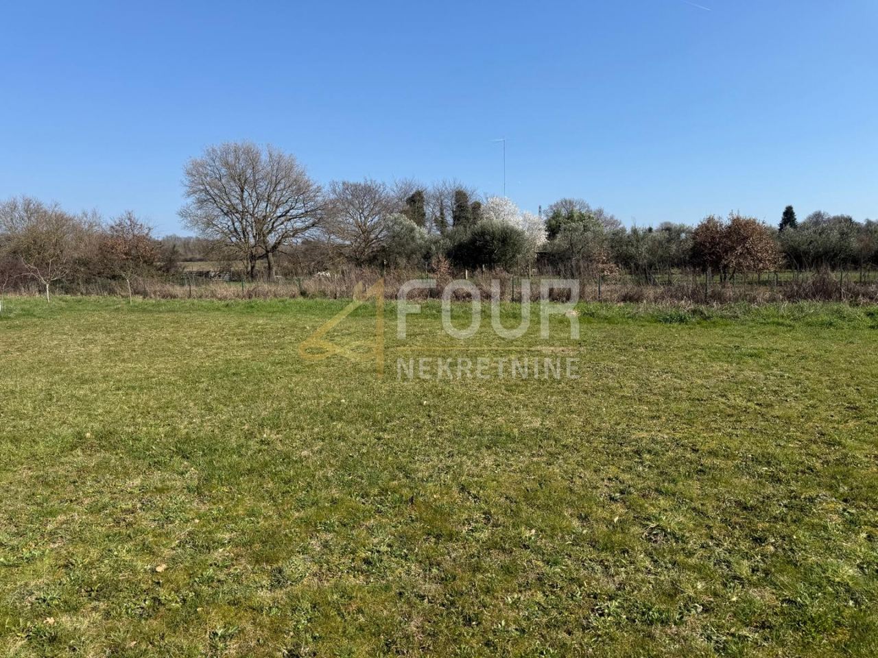 Land u Marčani, 2596m², slika 3