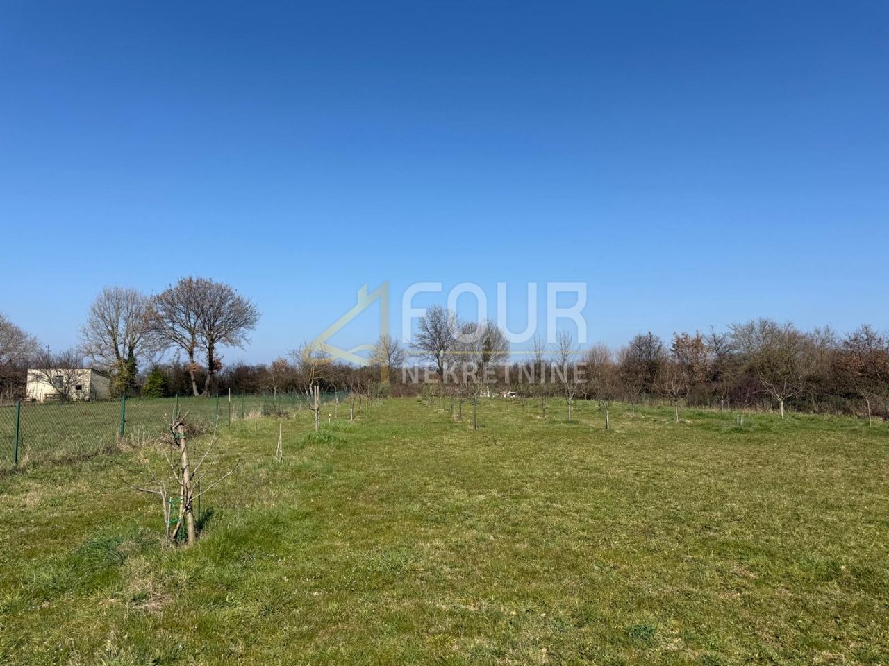 Terreno u Marčani, 546m²