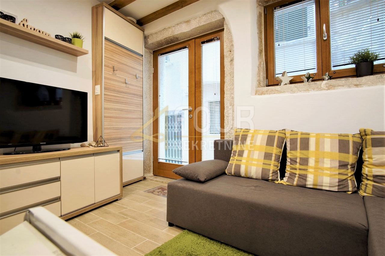 Wohnung u Rovinju, 27m²