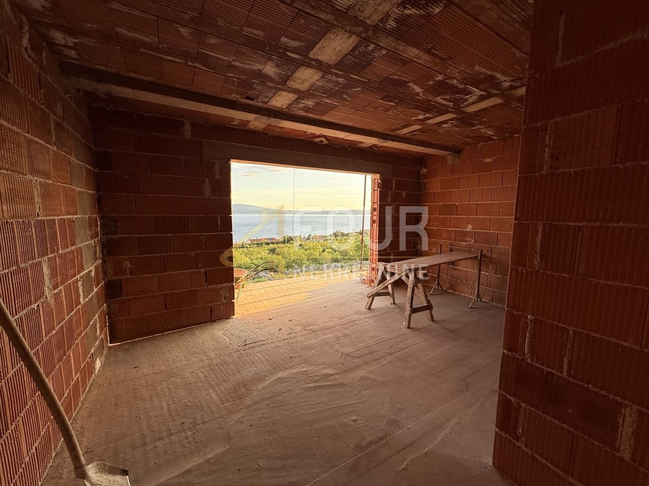 Haus u Novi Vinodolskiu, 355m², 6 soba, slika 5