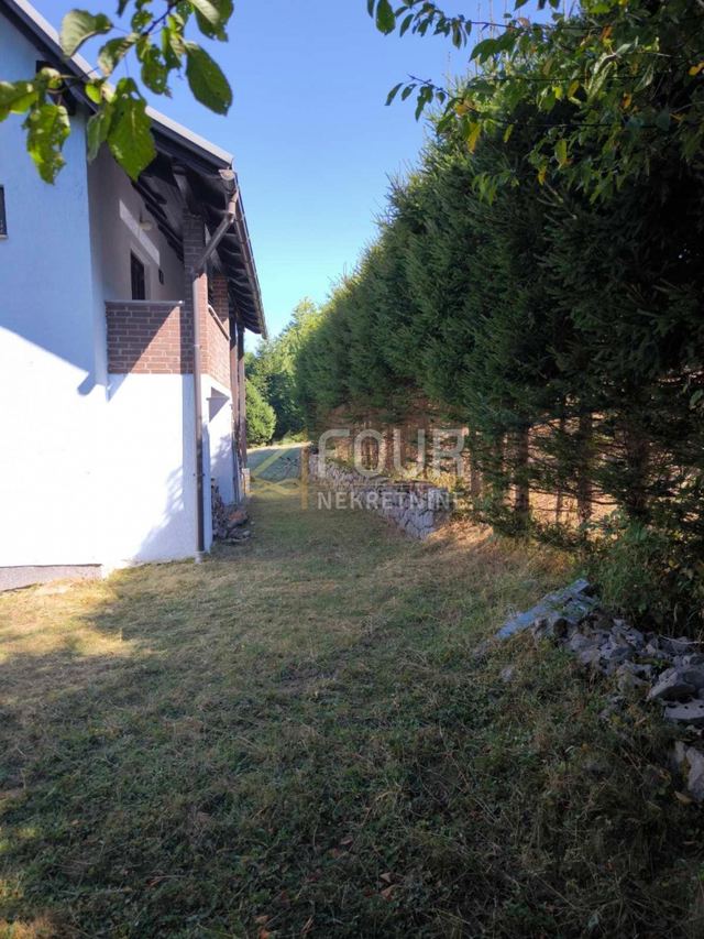 Kuća u Delnicama, 184m², 2 sobe, slika 4