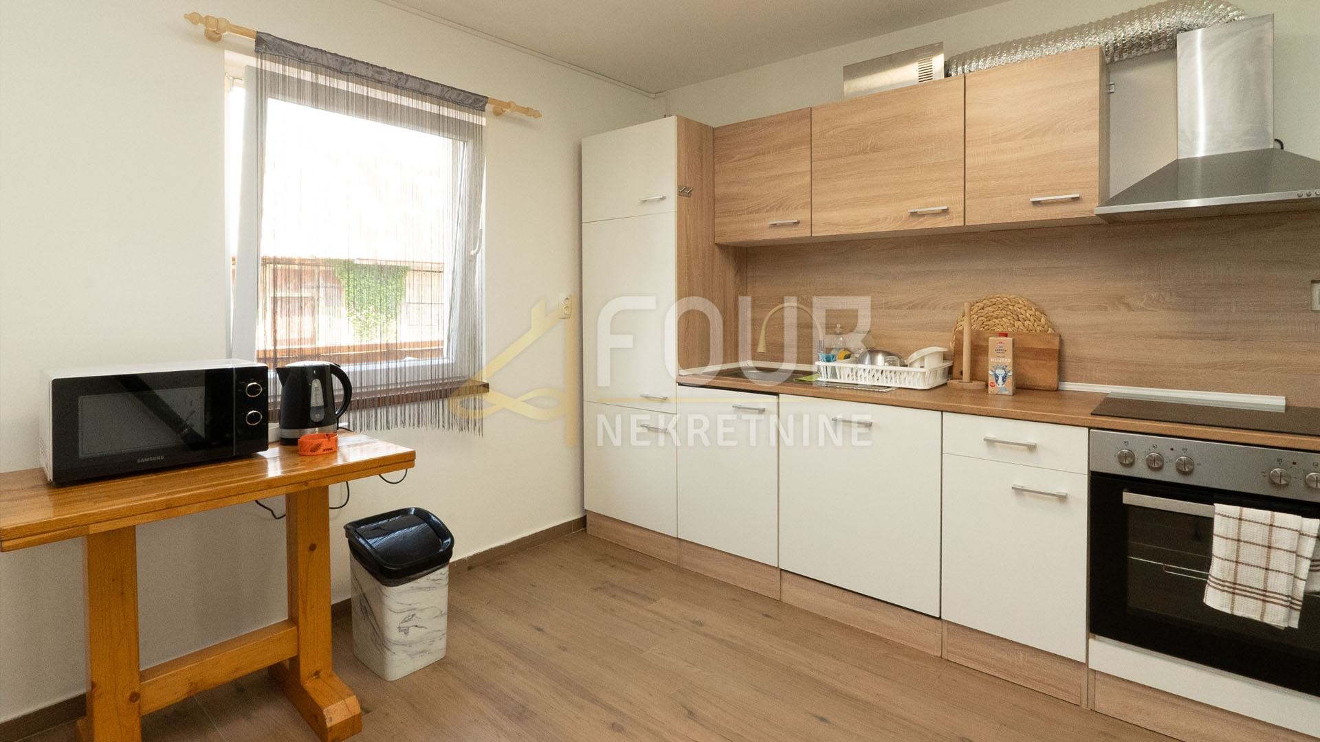 Casa u Vrhovinama, 155m², 3 sobe, slika 4