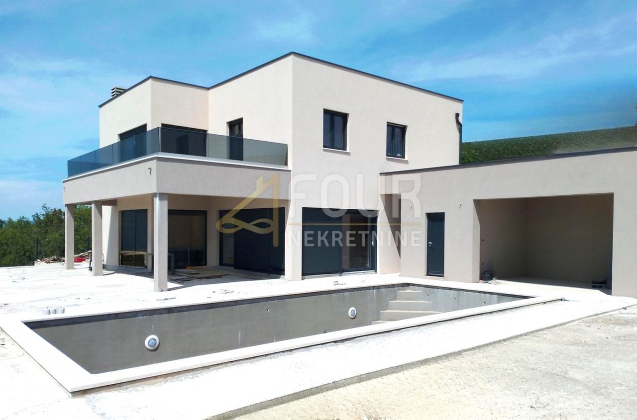 Kuća u Raši, 232.7m², 5 soba, slika 2