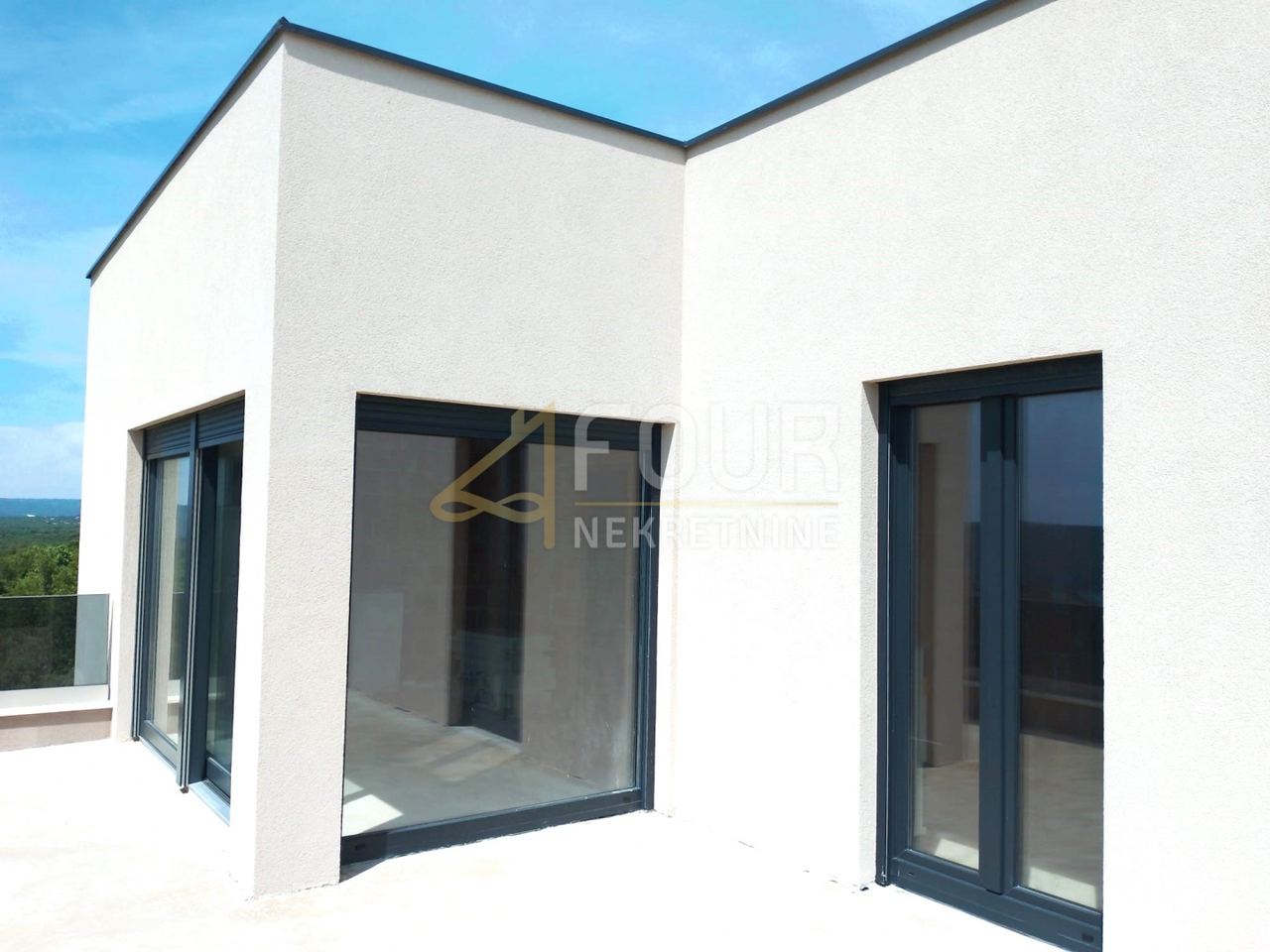 Kuća u Raši, 232.7m², 5 soba, slika 4