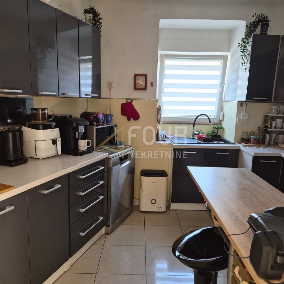 House u Klani, 114m², 4 sobe, slika 3
