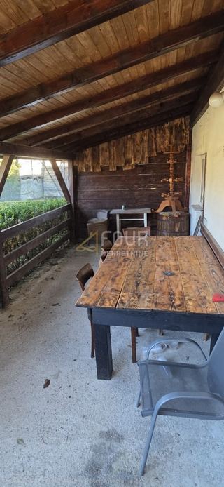 Casa u Ogulinu, 179m², 4 sobe, slika 2