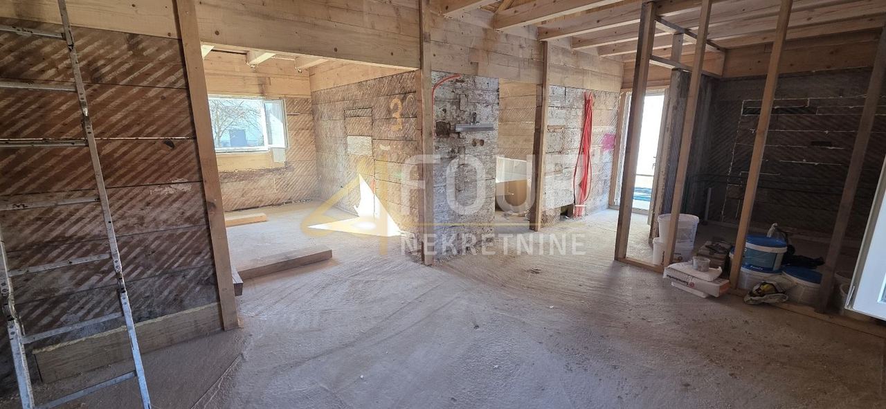 Casa u Ogulinu, 179m², 4 sobe, slika 5