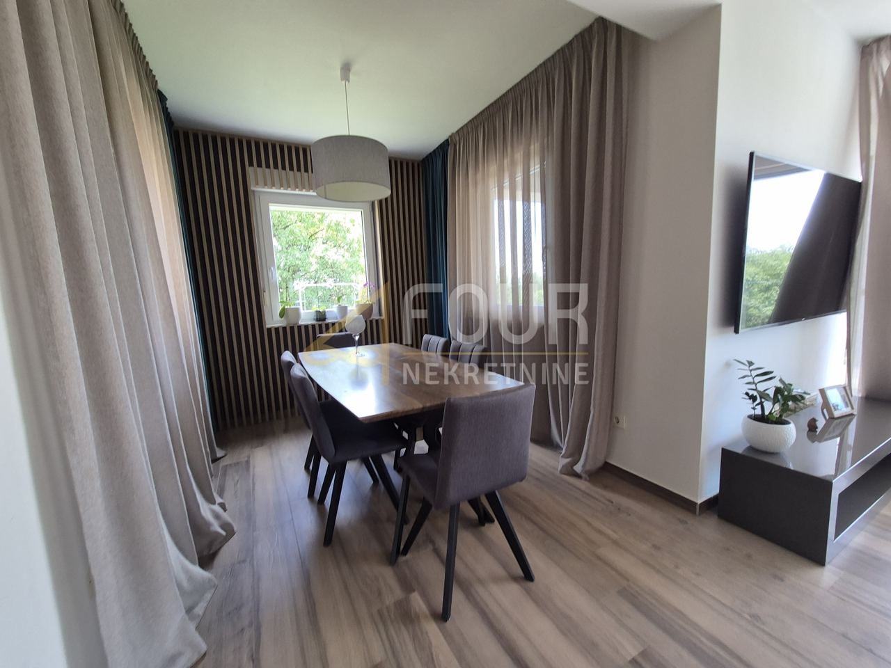 Casa u Bakaru, 292m², 4 sobe, slika 2