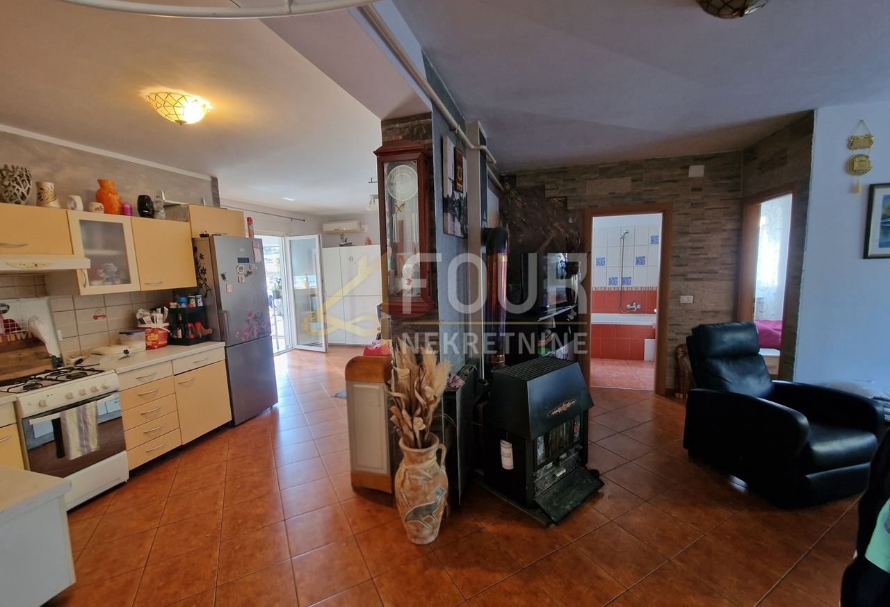 Apartment u Viškovu, 91.85m², 3 sobe