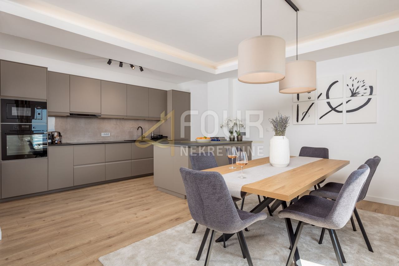 Stan u Opatiji, 121.7m², 2 sobe