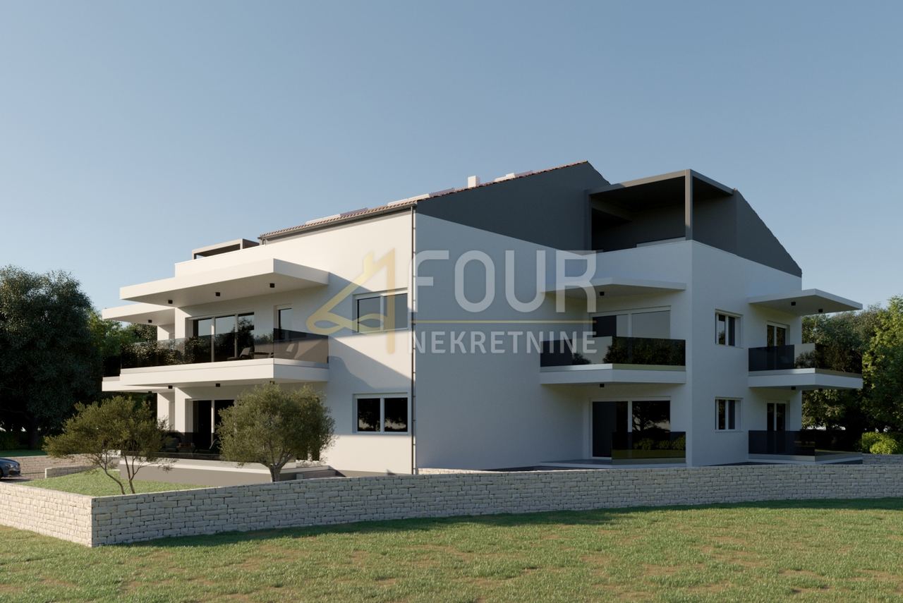 Wohnung u Rovinju, 136.17m², 3 sobe