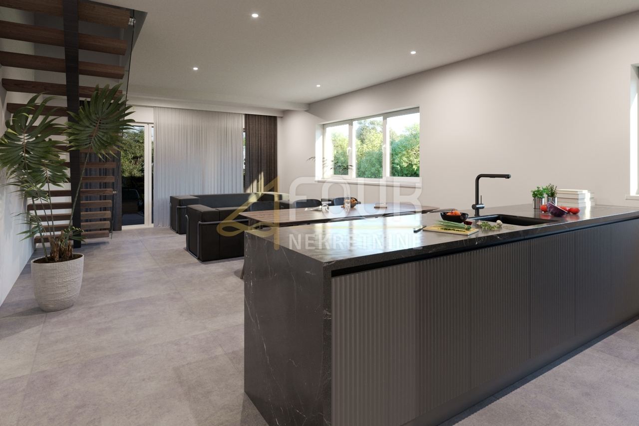 Stan u Rovinju, 176.29m², 4 sobe, slika 2