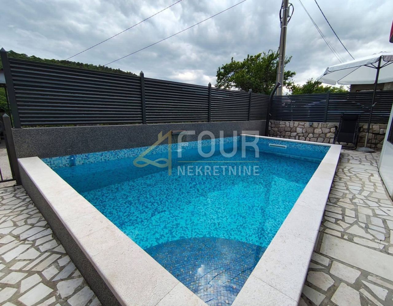 Kuća u Kraljevici, 177m², 3 sobe
