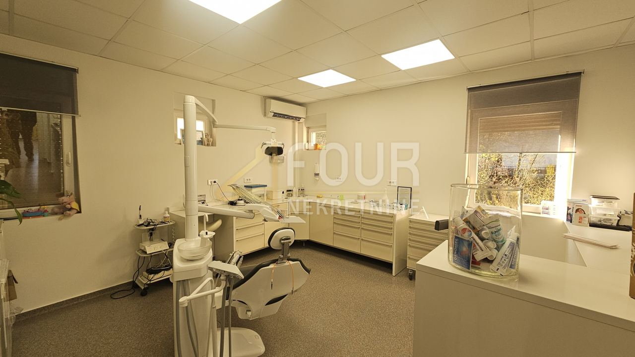Commercial Space u Viškovu, 200m²