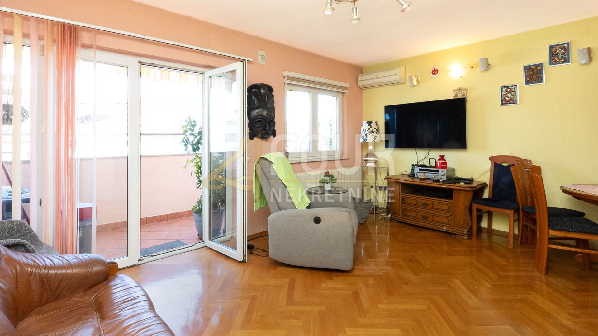 Wohnung u Rijeci, 64.46m², 2 sobe
