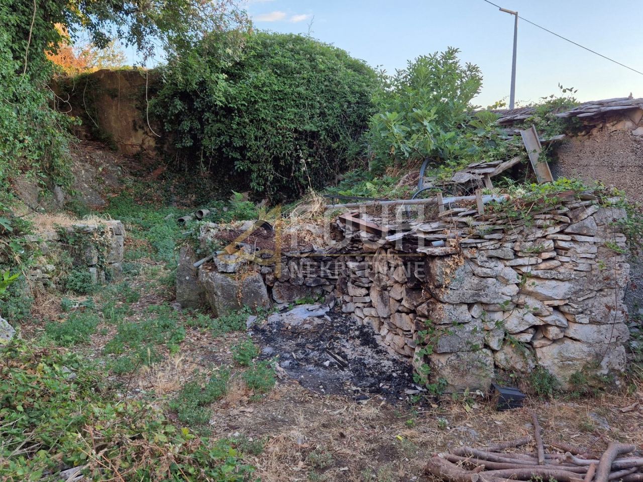 Haus u Nerežišći, 180m², 1 soba, slika 5