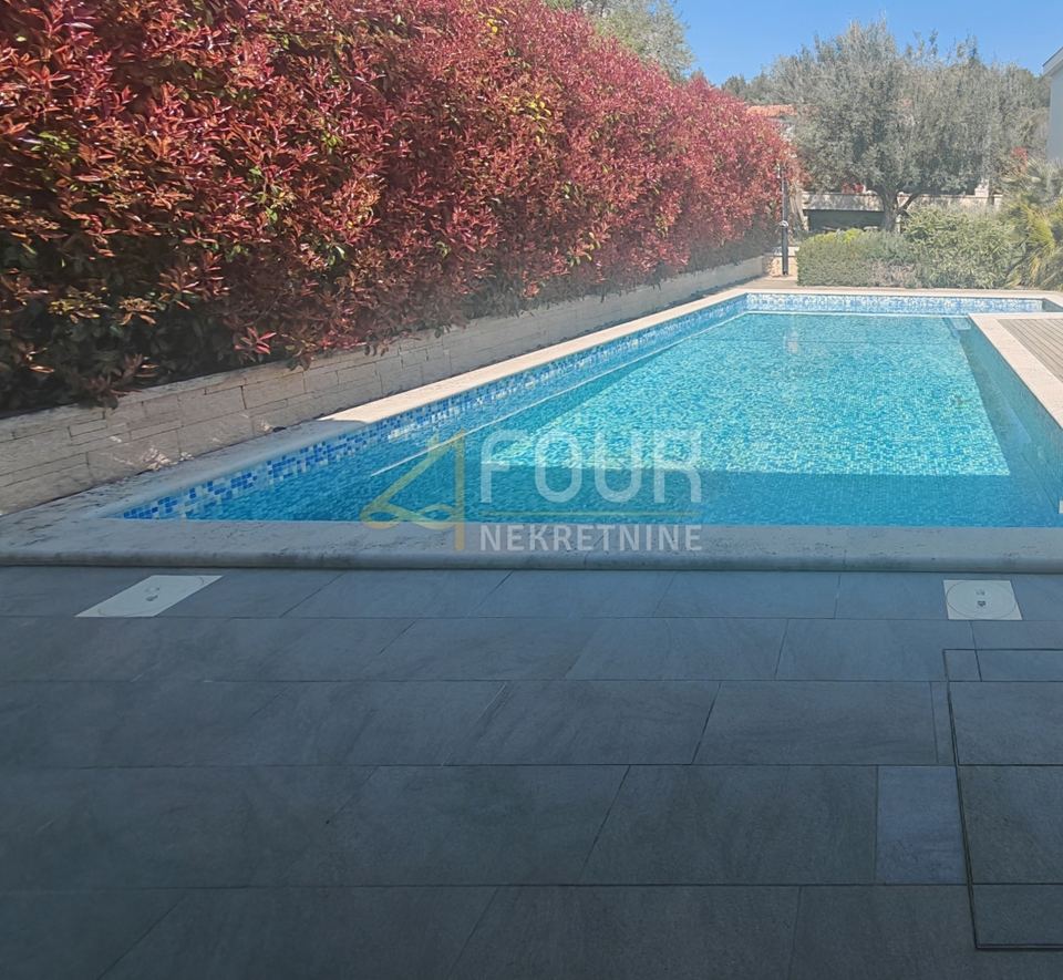 Haus u Puli, 336m², 3 sobe