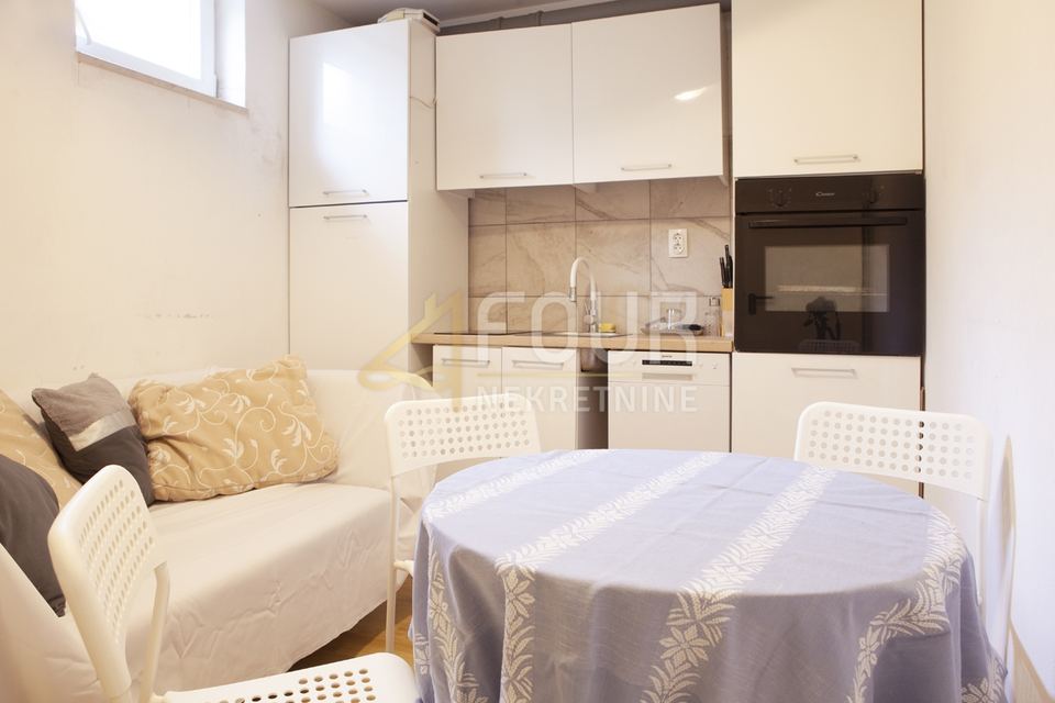 Wohnung u Rijeci, 74m², 3 sobe