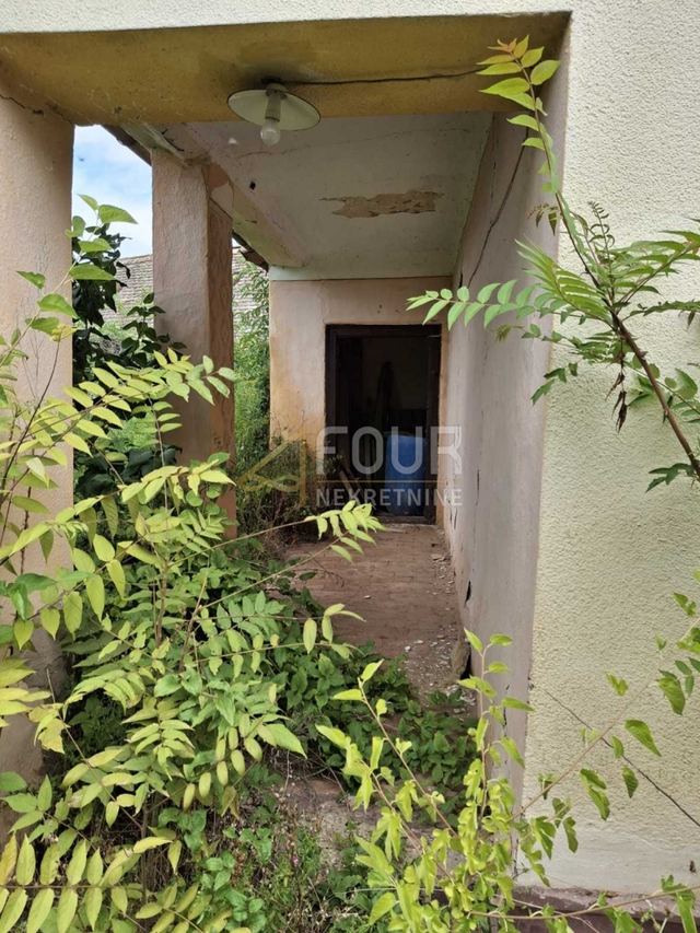 Haus u Popovcu, 540m²