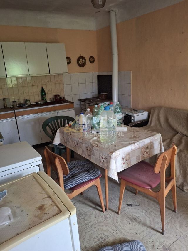 Kuća u Popovcu, 540m², slika 2