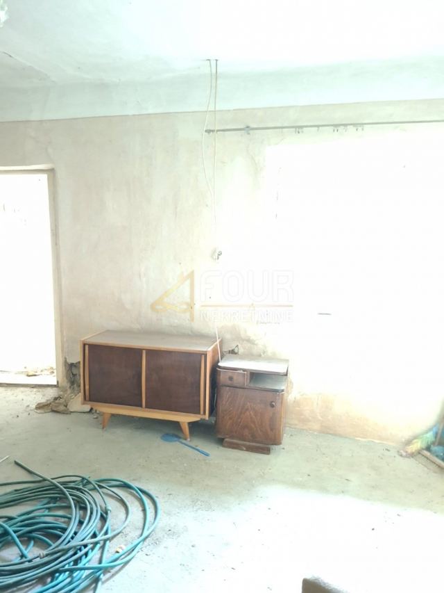 Kuća u Popovcu, 540m², slika 4