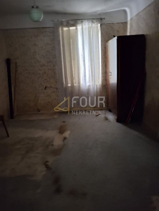 Kuća u Popovcu, 540m², slika 5