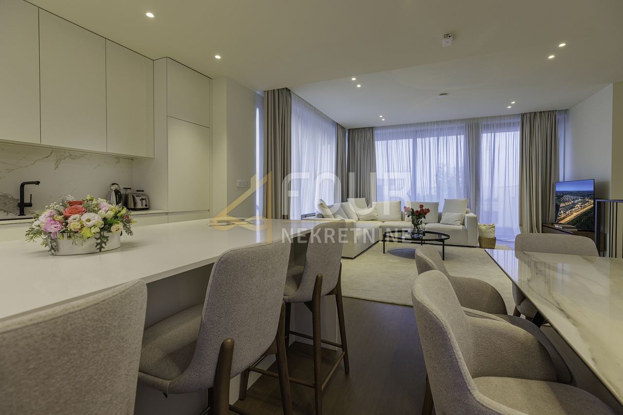 Haus u Umagu, 279.96m², 2 sobe, slika 4