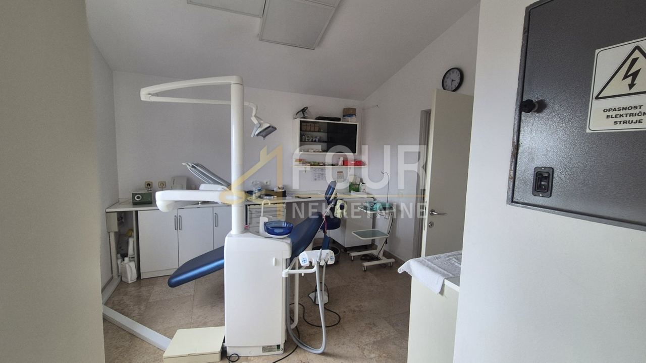 Locale commerciale u Rijeci, 98m², slika 2