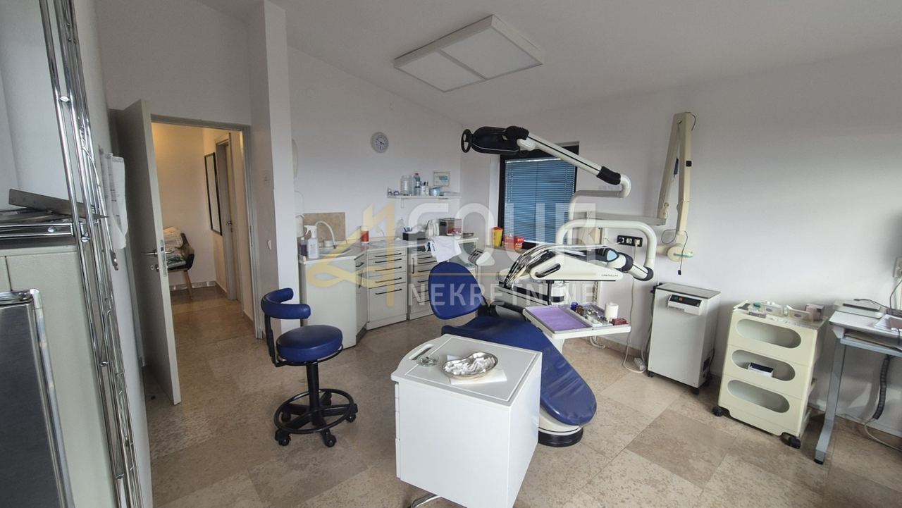 Locale commerciale u Rijeci, 98m², slika 3