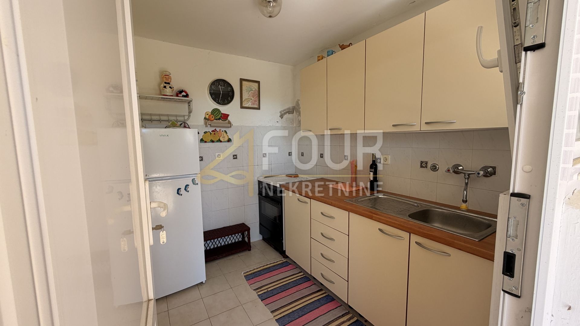 Kuća u Rabu, 239000m², 2 sobe, slika 5