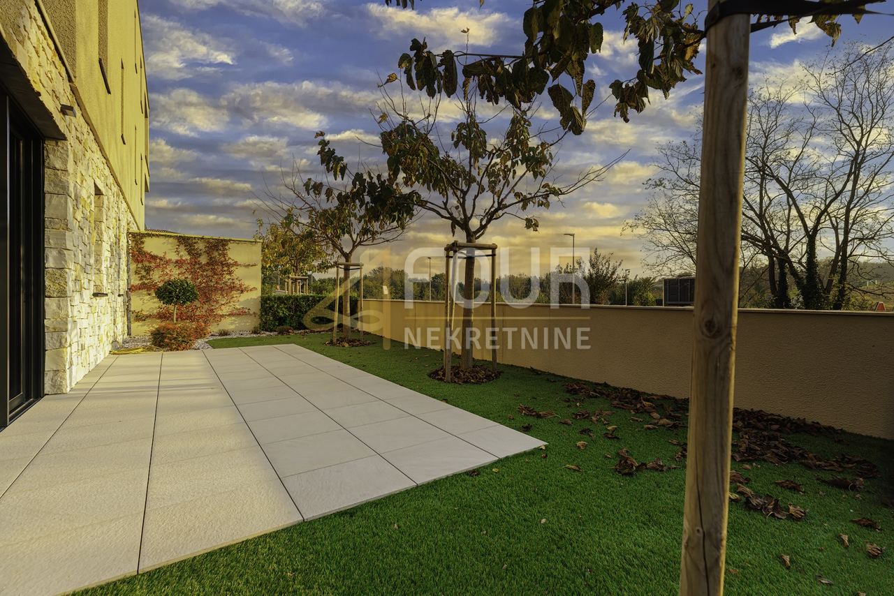 Stan u Umagu, 79.76m², 2 sobe, slika 2