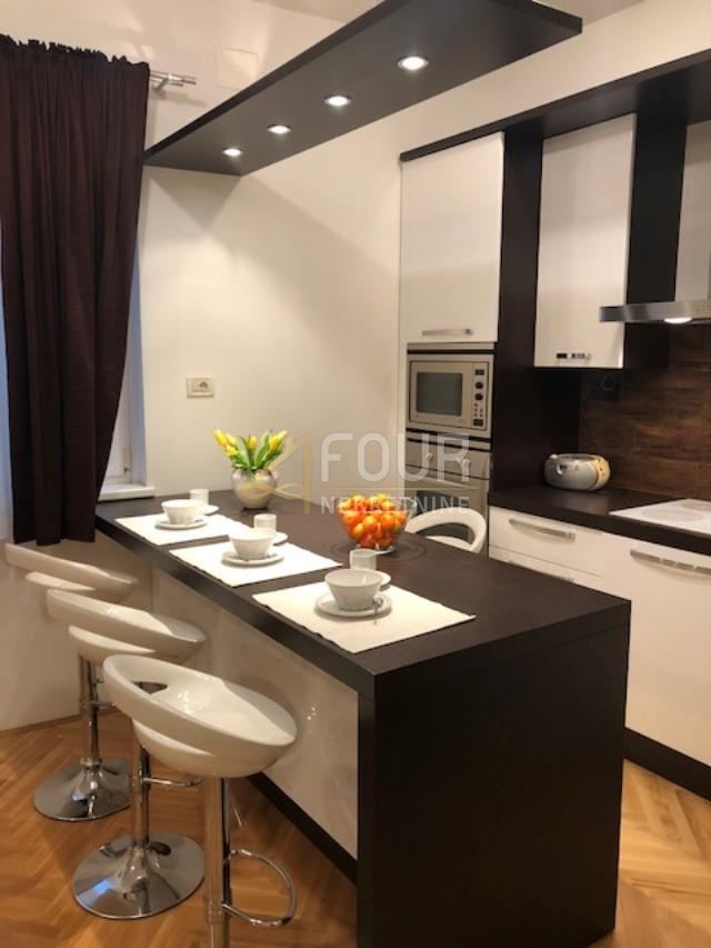 Apartment u Rijeci, 61.64m², 1 soba, slika 3