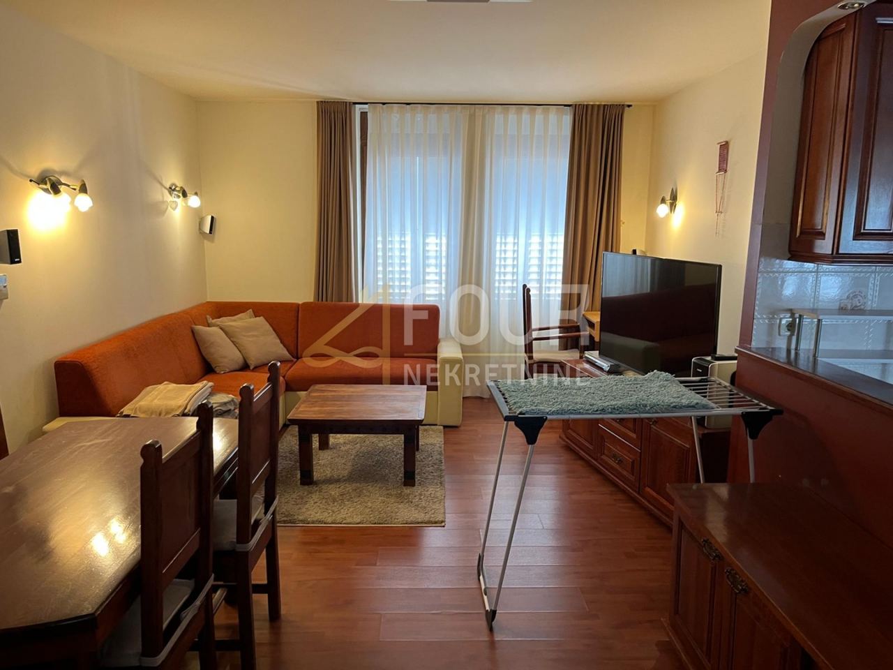 Wohnung u Poreču, 76.51m², 2 sobe